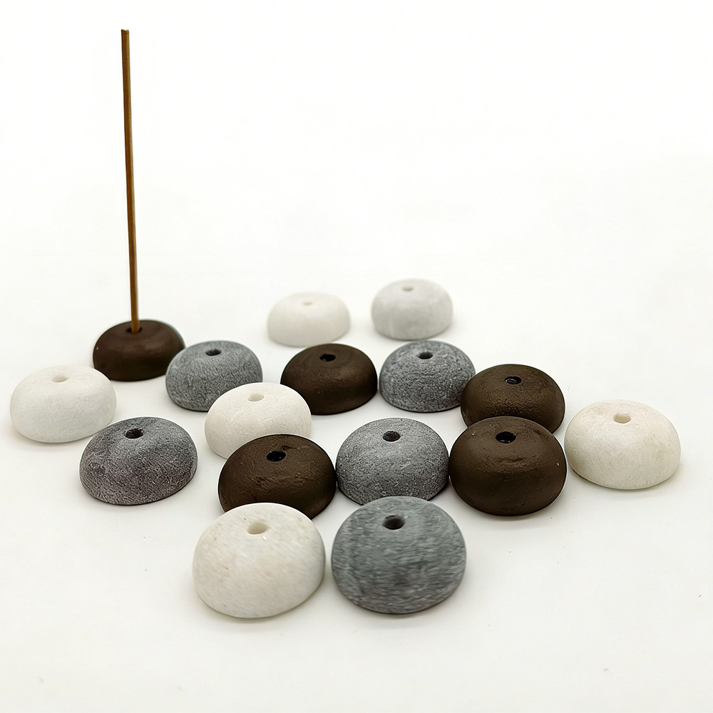 Home Decor Humacao - 2個入り天然石香炉ホルダー、コイル型香炉、ロッククォーツ石ベース、仏教室内祭壇テーブル、家の装飾