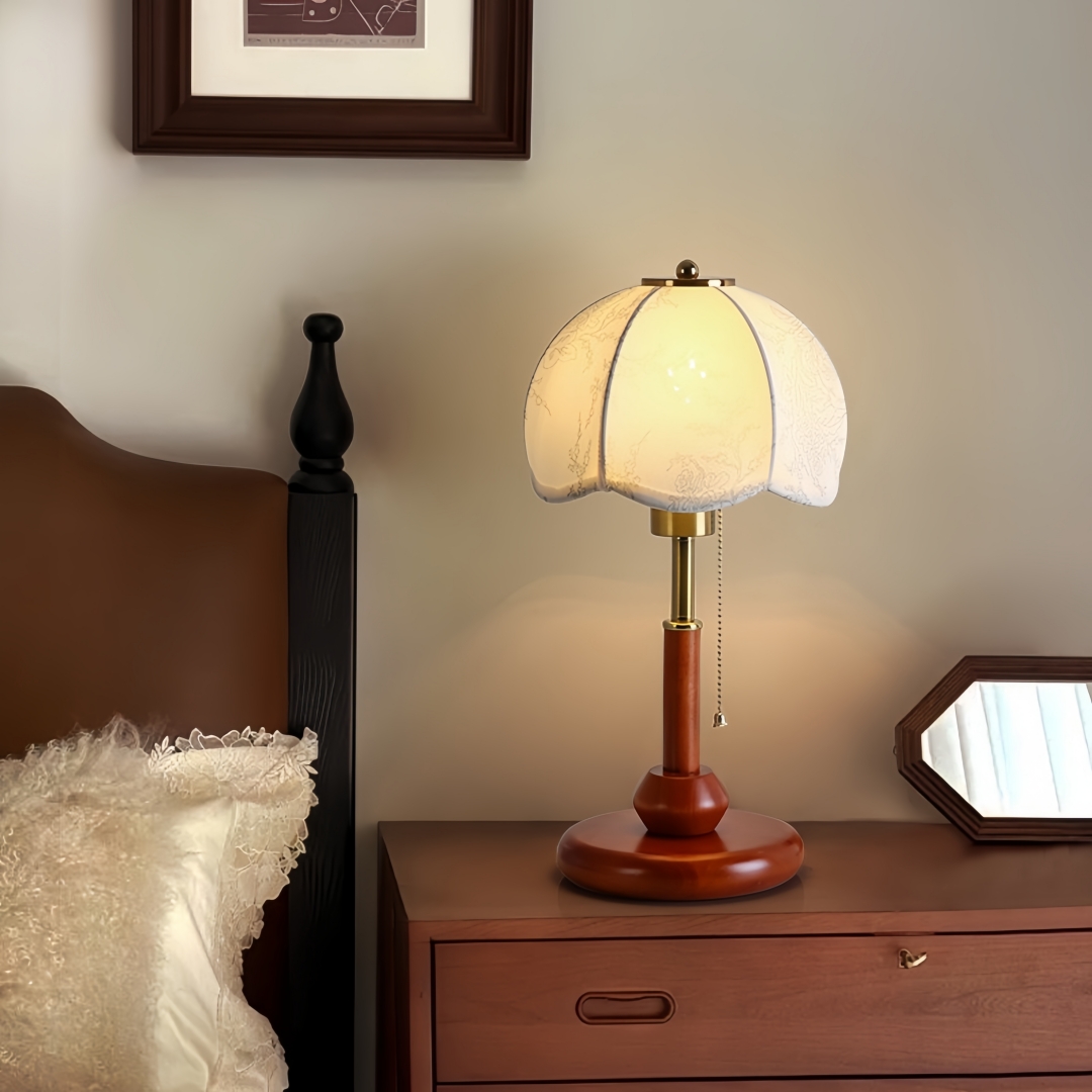 ヴィンテージスカラップドームテーブルランプ寝室ナイトスタンド - Home Decor Lighting のレビューと価格