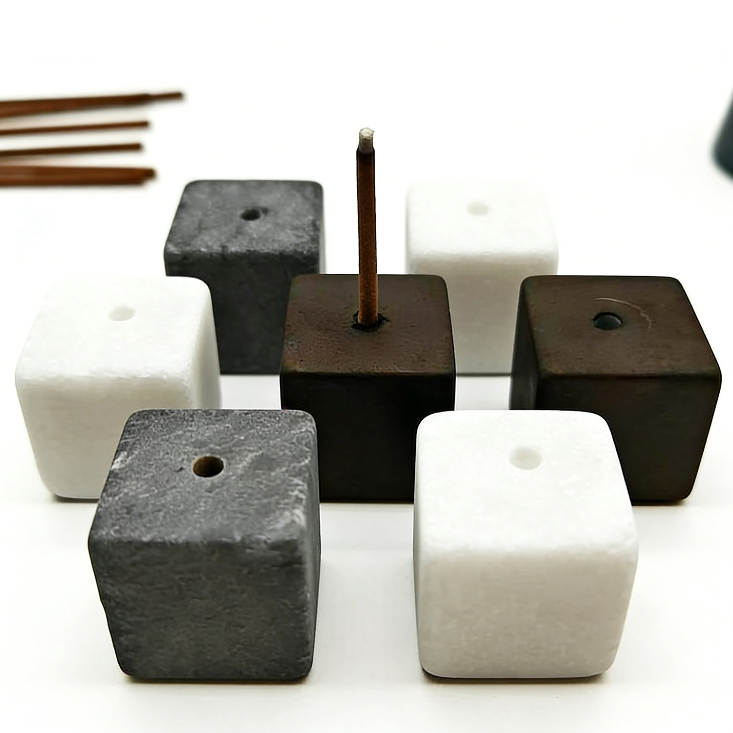 2個入り天然石香炉ホルダー、コイル型香炉、ロッククォーツ石ベ - Home Decor Humacao のレビューと価格