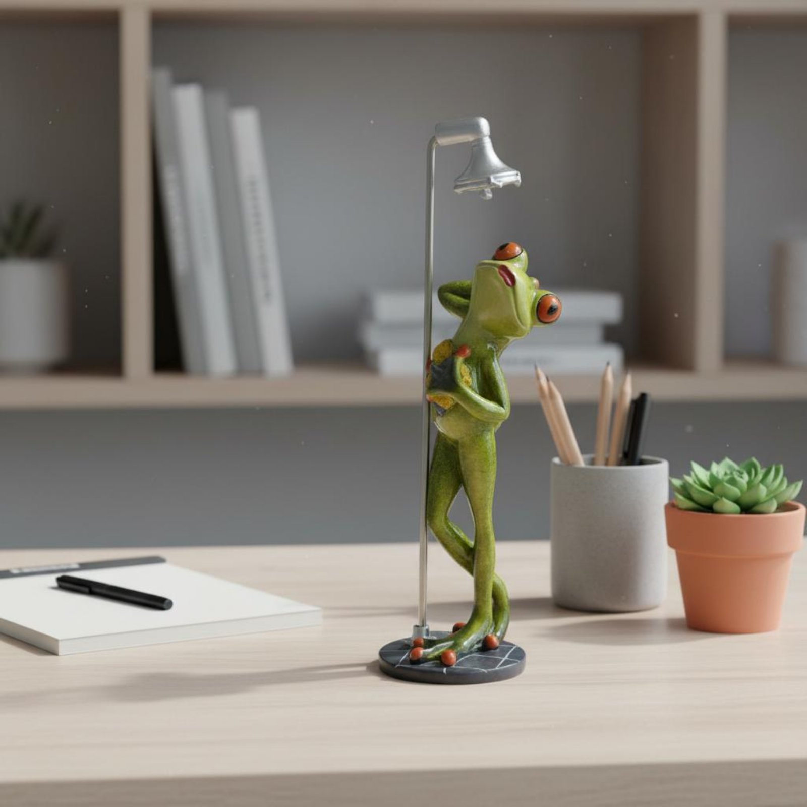 シャワー浴びるカエルの置物 素晴らしい贈り物 お風呂に入るカ - Home Decor Statue のレビューと価格